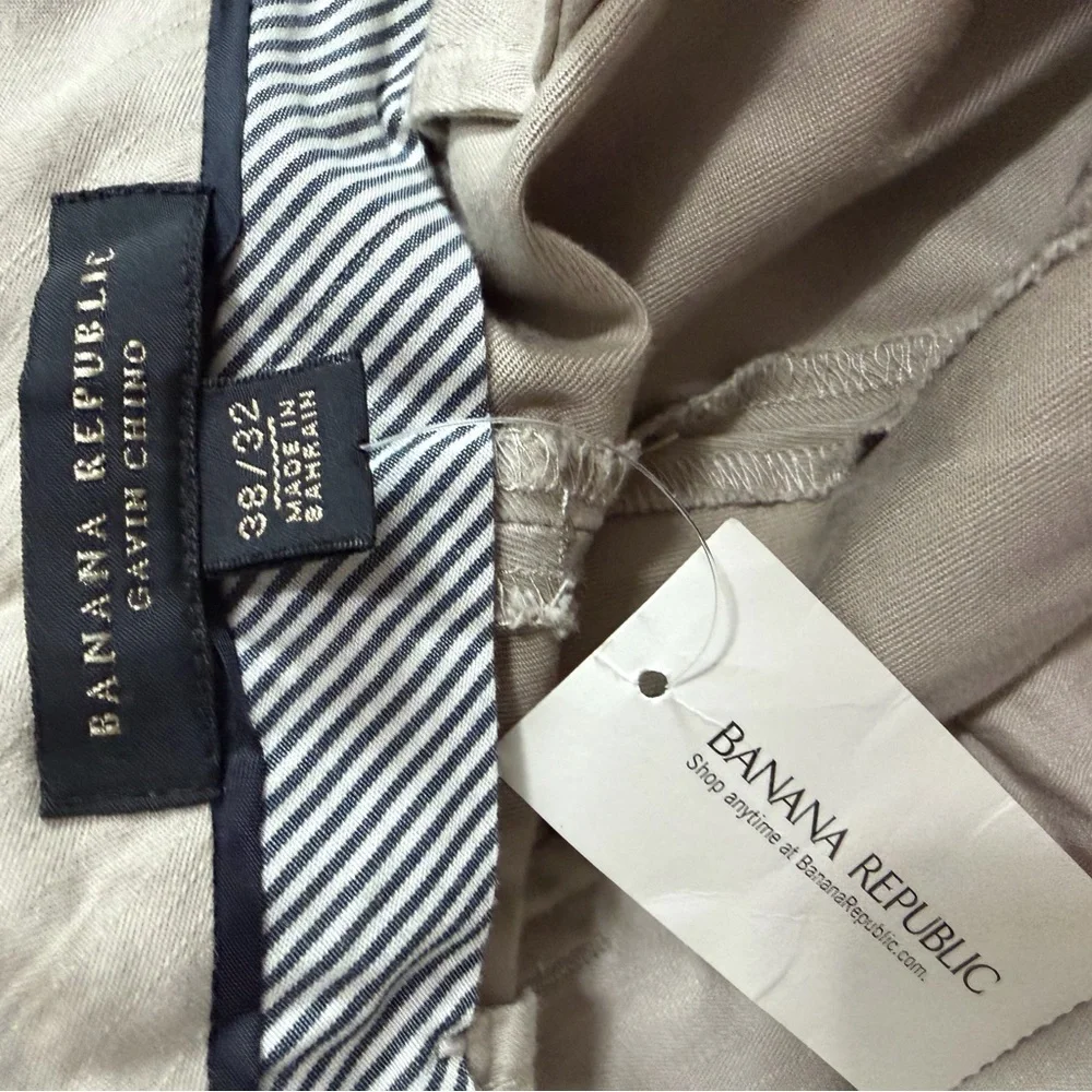 NWT Banana Republic Gavin Chino 38x32